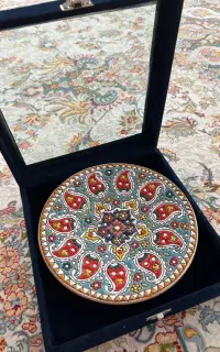بشقاب میناکاری