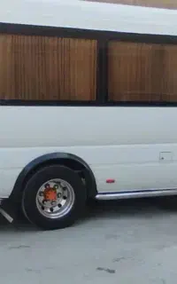 مینی بوس ایسوزو