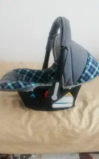 کریر بچه دلیجان کاملآ نو