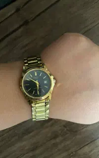 ساعت زنانه طلایی casio