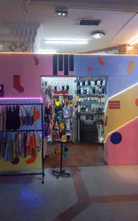 استخدام فروشنده خانم
