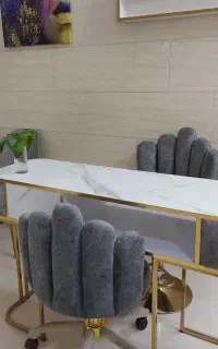 جذب پرسنل مژه کار ناخنکار درسالن زیبایی