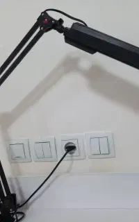 چراغ مطالعه lED ذره بین دار اهرمی