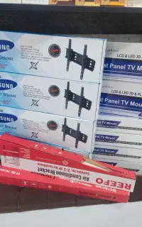 پایه دیواری تلویزیون ثابت و بازویی چرخشی