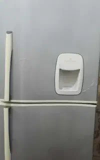 یخچال فروشی