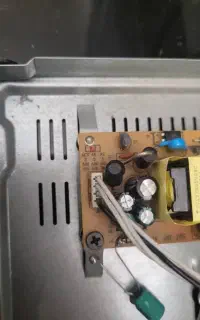 نصب و تنظیموفروش انواع آنتن گردان وساده ودیجیتال