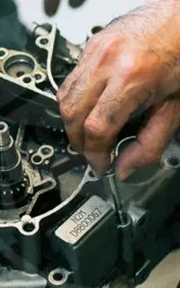 تعمیرات سیار موتور سیکلت کارشناسی موتور سیکلت