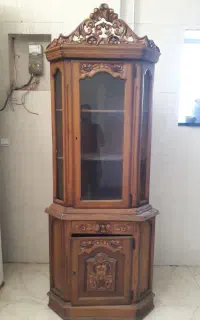 بوفه چوبی ایستاده