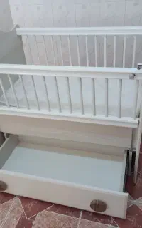 تخت گهواره‌ای نوزاد