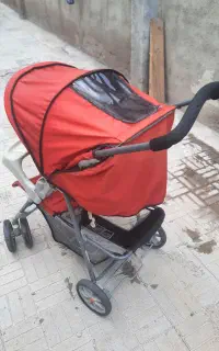کالسکه کودک تاشو