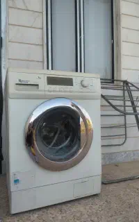 ماشین لباس شویی