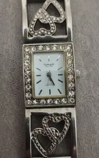 ساعت omax دخترانه و زنانه