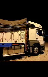کسی راننده خواست در خدمتم