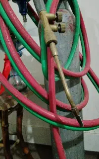 تعمیر  یخچال کولر گازی سردخانه چلر داکت اسپلیت