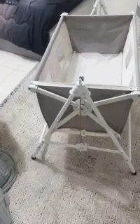 گهواره فروشی