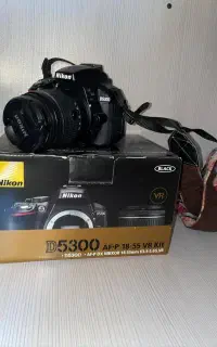 دوربین nikon d5300 در حد نو