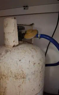 کپسول همراه با متعلقات