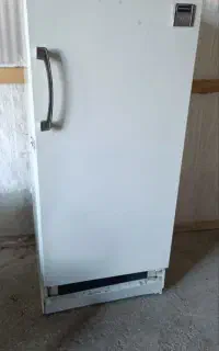 یخچال کلویناتور با موتور آمریکایی سالم