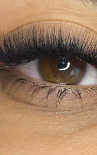 اکستنشن مژه با مژه های ابریشمی