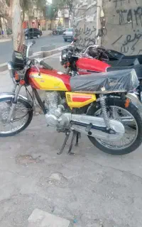 خرید و فروش انواع موتور هوندا سنددار