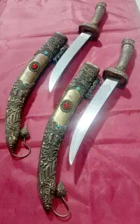 خنجرقدیمی