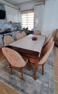 میز ناهار خوری ۸نفره