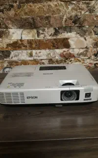 ویدئوپروژکتور Epson 1730W