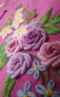 * آموزش تخصصی گلدوزی با دست *