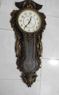ساعت دیواری
