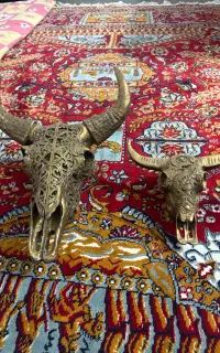 دکوری و دو باکس چوبی