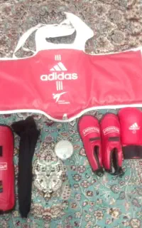 وسایل مبارزه کاراته و لباس کاراته