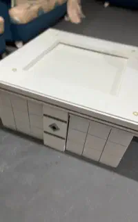 جاکفشی و جلو‌مبلی و آویز