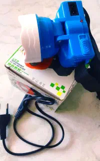 فروش چراغ قوه شارژی به قیمت ۵۵۰ تومان