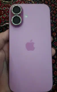 آیفون ۱۶ نرمال
