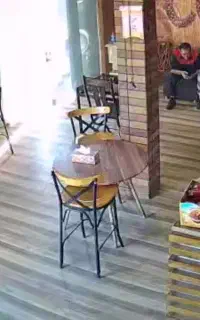 همکار خانم جهت کار در کافه