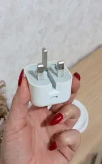 اداپتور ۲۰ وات ایفون