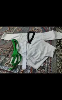 یک عدد لباس تکواندو