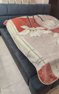 تخت دو نفره محکم عرض ۱۸۰ بدون کفی و تشک