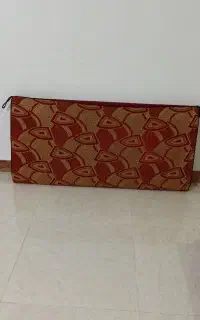 سه عدد پشتی