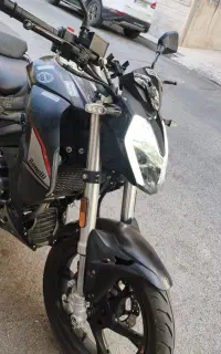 بنلی 180s