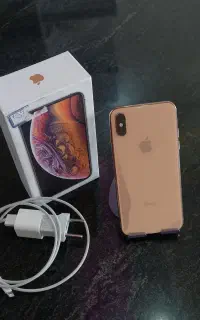 ایفون xs