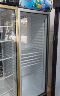 (یخچال ایستاده ویترینی)