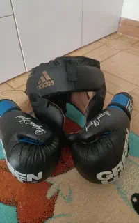 لباس ورزشی(کیک بوکسینگ)