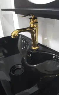 تعویض شیرالات نو با کهنه