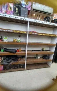 قفسه چوبی همراه روشنایی
