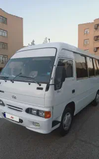 مینی بوس هیوندا ۸۸ بیرنگ