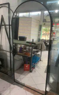 ایینه قدی  با قاب فلزی