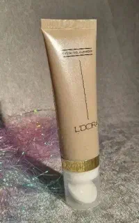 ژل شست و شوی ماساژوردار لدورا