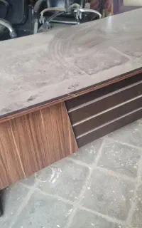 میز اداری مازاد