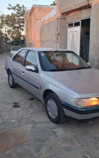 پژو 405